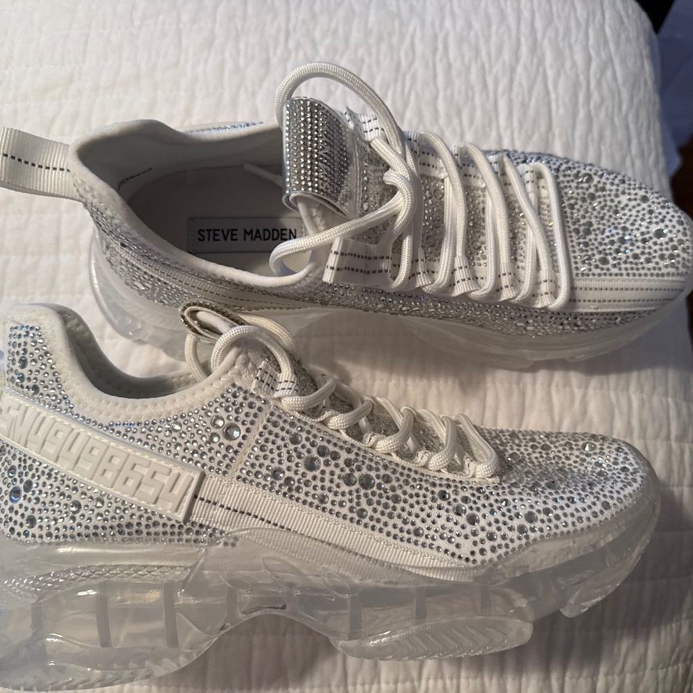 Rhinestone Steve Madden maxima